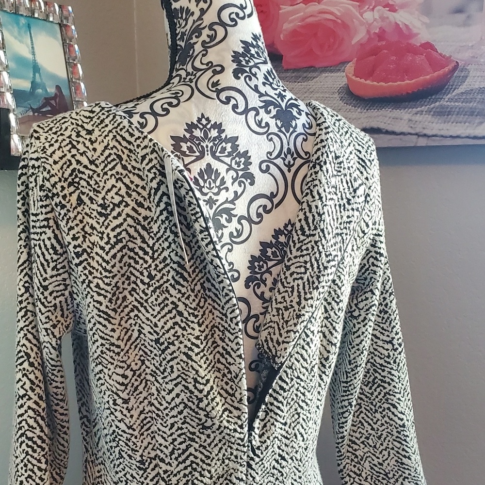 Modest midi dress - Picture 5 of 6